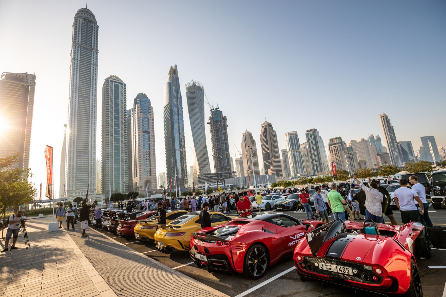 A Detailed Overview on Leasing a High-end Car in Dubai